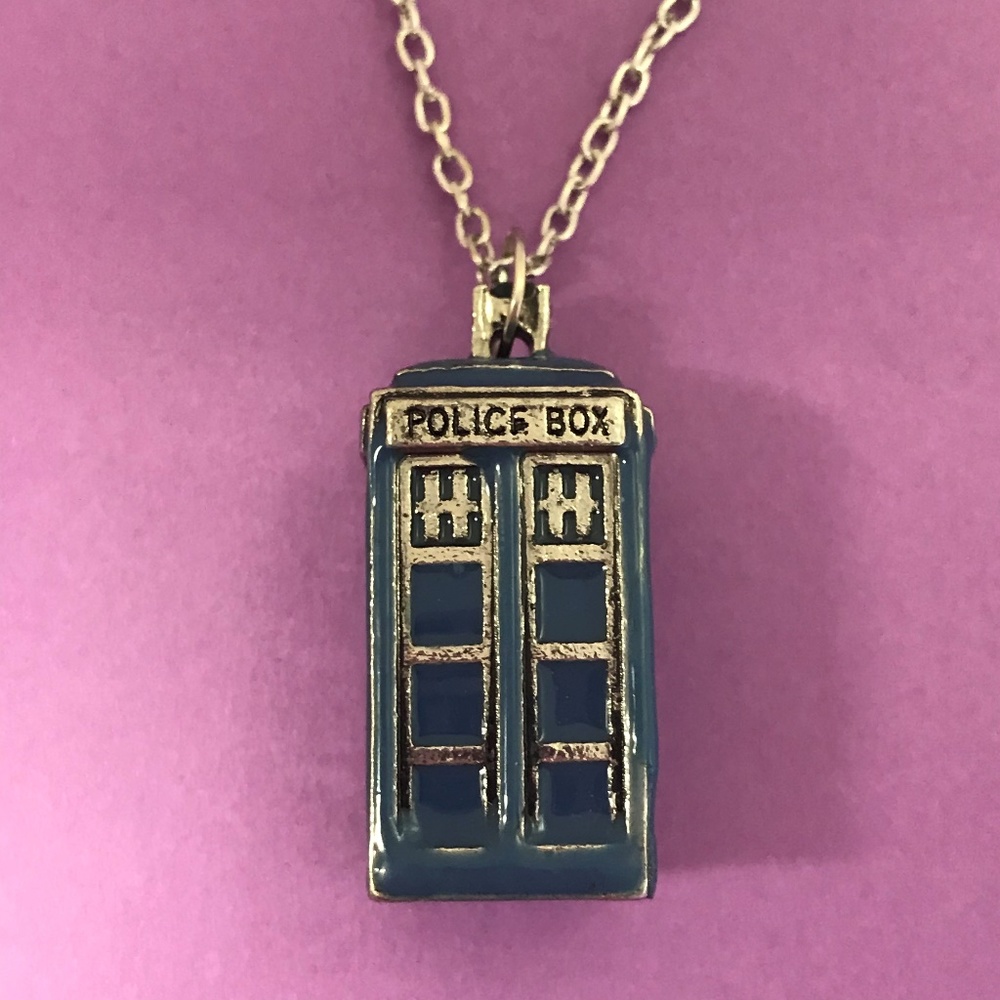 Dr. Who 3D Tardis Police Box Silver Tone Necklace